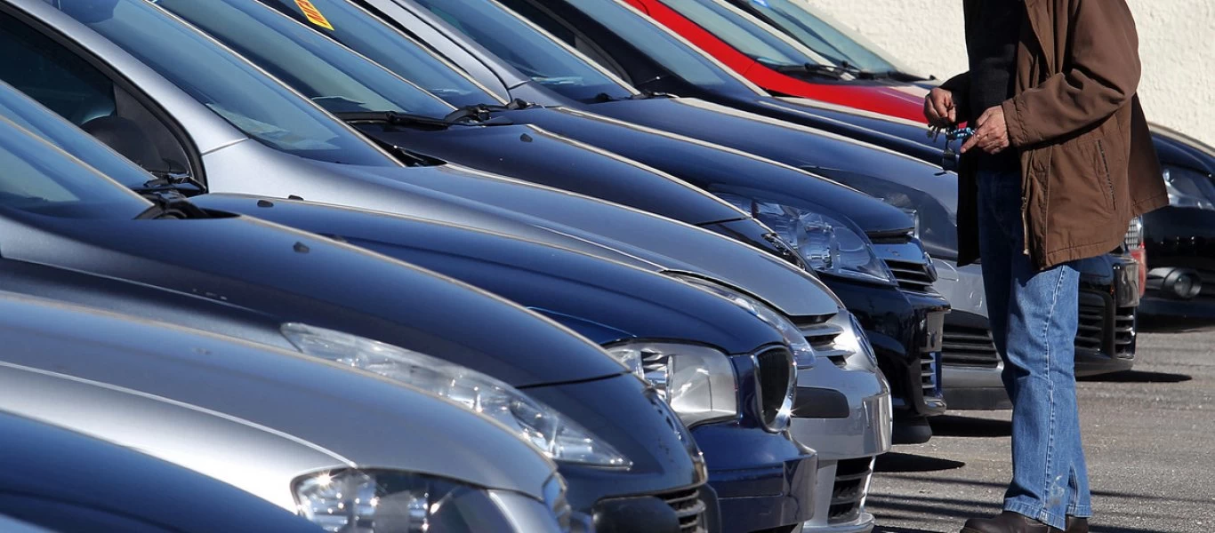 Μέχρι και 25% θα μειωθούν οι πωλήσεις αυτοκινήτων μετά την πανδημία